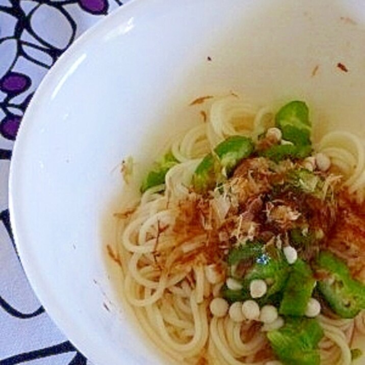 オクラでネバツル☆アレンジ素麺のトッピング